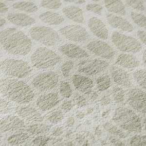 HomeRoots 5' X 8' Beige & Ivory Geometric Area Rug - Washable, UV-Protected, Stain-Resistant, Non-Slip Design 673027