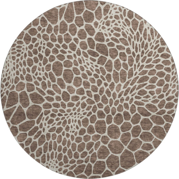 HomeRoots 8' Brown And Beige Geometric Round Rug - Washable, UV Protected, Stain-Resistant for Busy Homes 673040