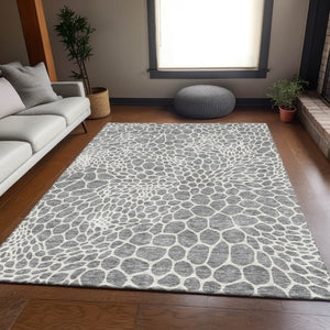HomeRoots 8' X 10' Gray and Ivory Geometric Area Rug - Washable, UV Protected, Perfect for High-Traffic Homes 673053