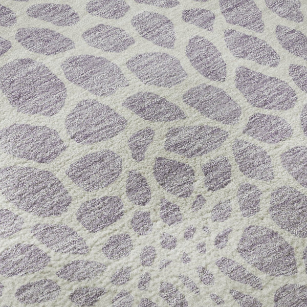 HomeRoots 8' Lilac and Ivory Geometric Round Rug - Washable, UV-Protected, Durable for Homes with Kids & Pets 673064