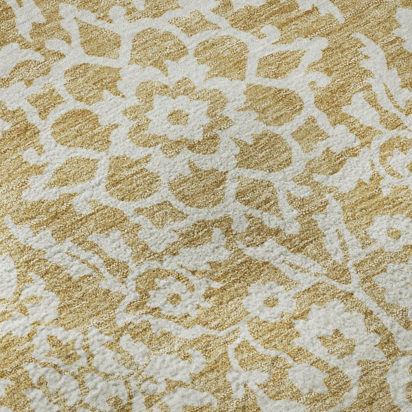 HomeRoots 8' Gold And Ivory Damask Round Rug – Washable, UV-Protected, Stain-Resistant for Modern Homes 673118