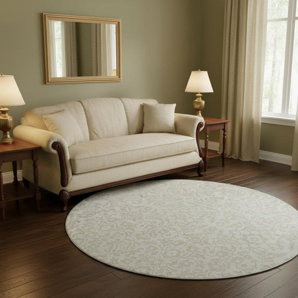 HomeRoots 8' Ivory and Beige Damask Round Rug - Washable, UV Protected, Stain-Resistant for Busy Homes 673136
