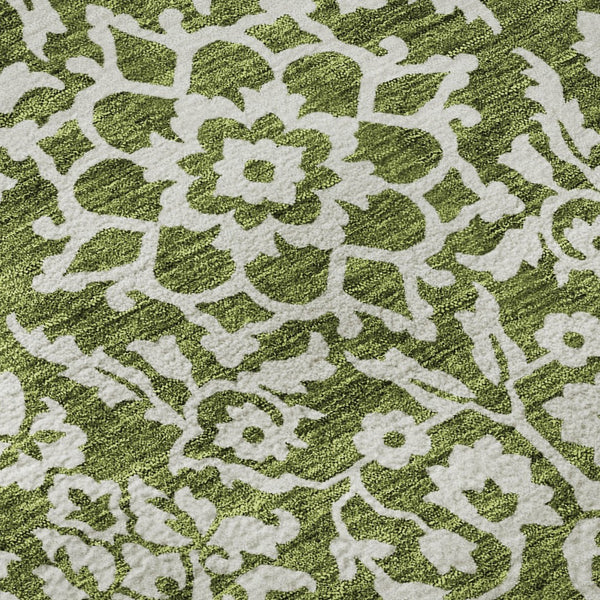 HomeRoots 8' Olive Green Damask Round Rug - Washable, UV Protected, Stylish & Durable for High-Traffic Areas 673154
