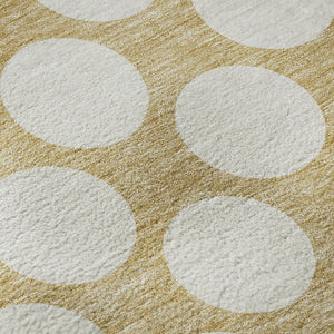 HomeRoots 8' Gold and Ivory Polka Dot Washable Round Rug – Durable, UV-Protected, Perfect for Any Space! 673198