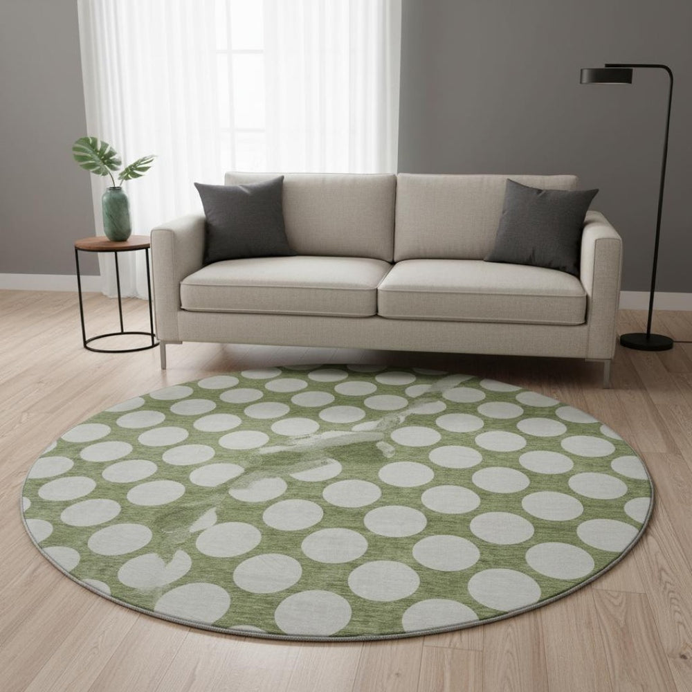 HomeRoots 8' Green Polka Dot Round Rug - Washable, UV Protected, Kid & Pet Friendly for Indoor & Outdoor Use 673210