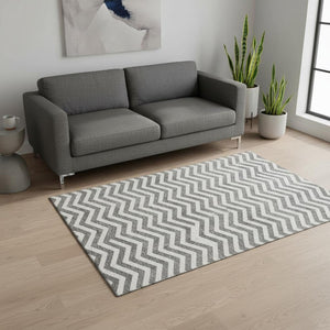 HomeRoots 5' X 8' Gray and Ivory Chevron Area Rug – Stylish, Washable, UV-Resistant for Homes with Kids & Pets 673287