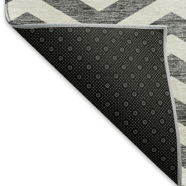 HomeRoots 10' Gray and Ivory Chevron Washable Area Rug - Durable, Stylish, UV-Protected for Busy Homes 673291