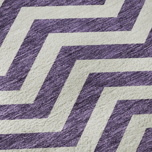 HomeRoots 8' Purple And Ivory Chevron Round Rug - Washable, UV Protected, Stain Resistant for High-Traffic Areas 673324