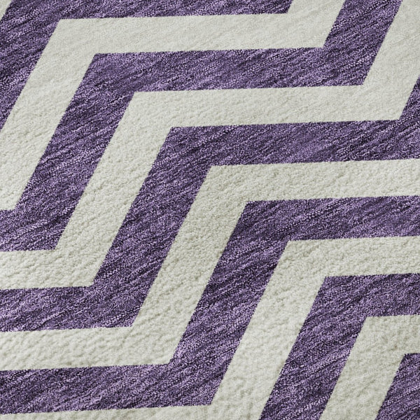 HomeRoots 8' Purple And Ivory Chevron Round Rug - Washable, UV Protected, Stain Resistant for High-Traffic Areas 673324