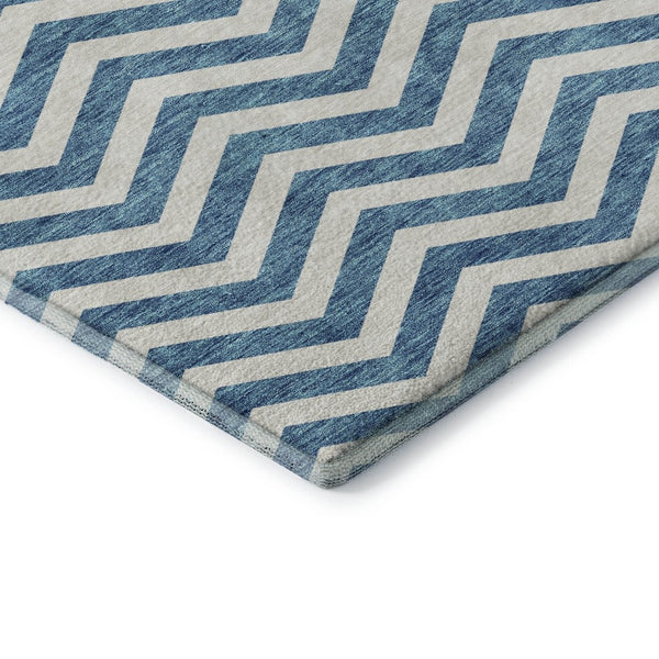 HomeRoots 5' X 8' Teal And Ivory Chevron Rug - Washable, UV Protected, Stylish & Durable for Busy Homes 673335