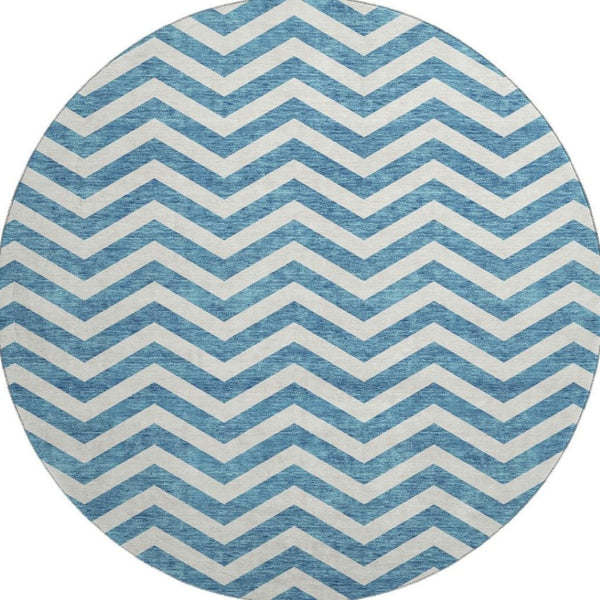 HomeRoots 8' Teal and Ivory Chevron Rug - Durable, Machine-Washable Round Design with UV Protection & Style! 673336