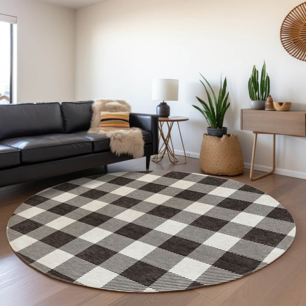 HomeRoots 8' Black And Ivory Plaid Washable Round Rug with UV Protection - Durable, Stylish, and Easy Care! 673354