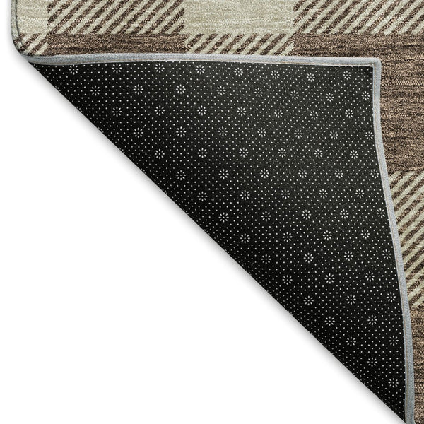 HomeRoots 5' X 8' Brown And Beige Plaid Area Rug - Washable, Durable, UV-Protected for Busy Homes & Kids 673359