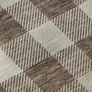 HomeRoots 8' Washable Brown and Beige Plaid Round Rug with UV Protection for Stylish, Low-Maintenance Living 673360