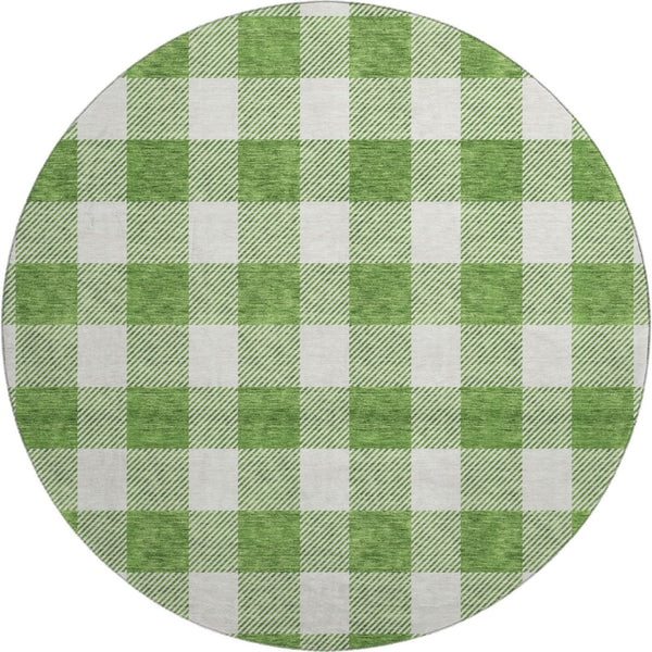 HomeRoots 8' Green And Ivory Plaid Round Rug – Durable, Washable, UV-Protected for Family-Friendly Living Spaces 673378
