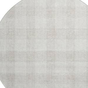HomeRoots 8' Ivory and Beige Plaid Washable Round Rug - UV Protection, Stain-Resistant, Durable Design for Homes 673384