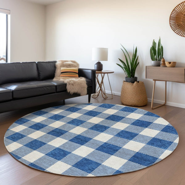 HomeRoots 8' Navy Blue and Ivory Plaid Washable Round Rug – UV Protected, Stain Resistant for Family Spaces 673390