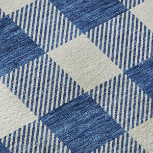 HomeRoots 8' Navy Blue and Ivory Plaid Washable Round Rug – UV Protected, Stain Resistant for Family Spaces 673390