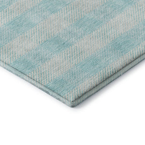 HomeRoots 8' Aqua and Ivory Plaid Washable Round Rug - Stain Resistant, UV Protected, Perfect for Busy Homes! 673432