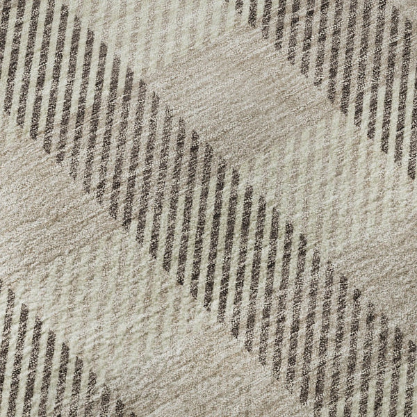 HomeRoots 8' Beige and Ivory Plaid Washable Round Area Rug with UV Protection for Busy Households & Pets 673438