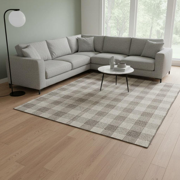 HomeRoots 10' X 14' Beige and Ivory Plaid Washable Area Rug - Stylish, Durable, Stain-Resistant, UV-Protected! 673441