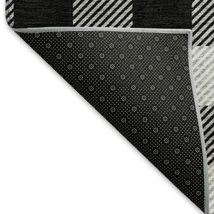 HomeRoots 9' X 12' Black And Ivory Plaid Washable Area Rug - Stain Resistant, UV Protected, Stylish & Durable! 673446