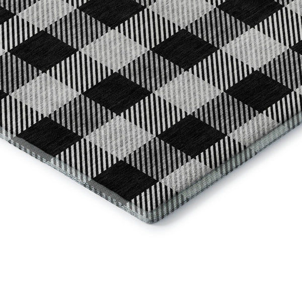HomeRoots 9' X 12' Black And Ivory Plaid Washable Area Rug - Stain Resistant, UV Protected, Stylish & Durable! 673446