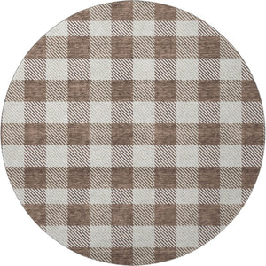 HomeRoots 8' Durable Brown and Beige Plaid Round Rug with UV Protection – Stain-Resistant, Easy-Care Design! 673450