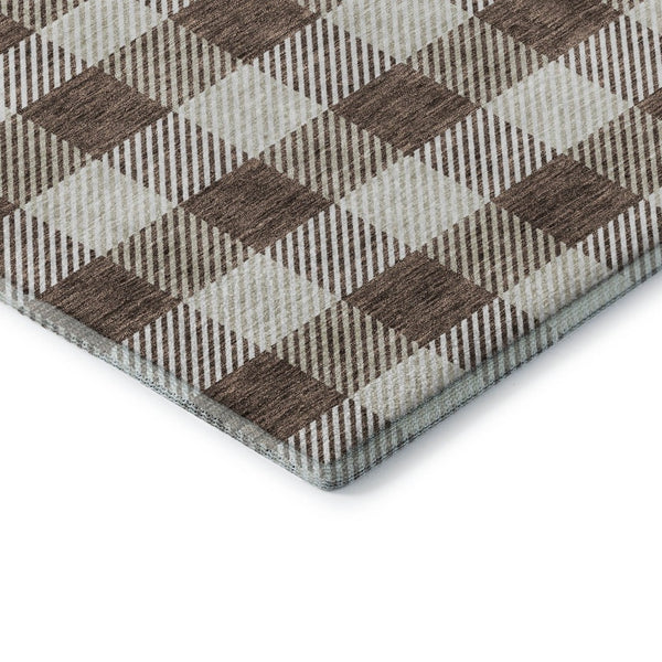 HomeRoots 8' X 10' Brown And Beige Plaid Area Rug - Durable, Washable, UV-Protected for High-Traffic Spaces 673451