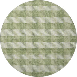 HomeRoots 8' Green And Ivory Plaid Round Rug – Washable, UV-Protected, Stain-Resistant for Family Living Spaces 673462