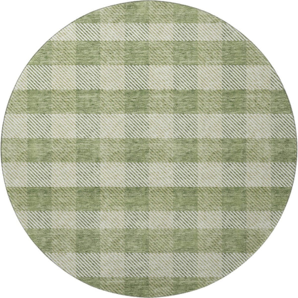HomeRoots 8' Green And Ivory Plaid Round Rug – Washable, UV-Protected, Stain-Resistant for Family Living Spaces 673462