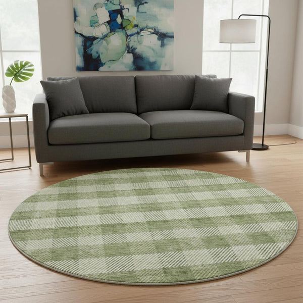 HomeRoots 8' Green And Ivory Plaid Round Rug – Washable, UV-Protected, Stain-Resistant for Family Living Spaces 673462