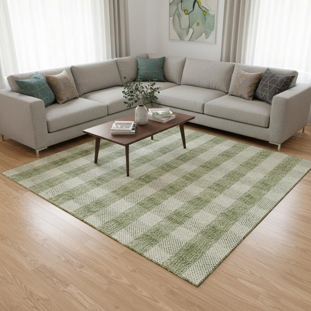 HomeRoots 8' X 10' Green and Ivory Plaid Washable Area Rug - Durable, UV-Protected, Stain-Resistant Style! 673463