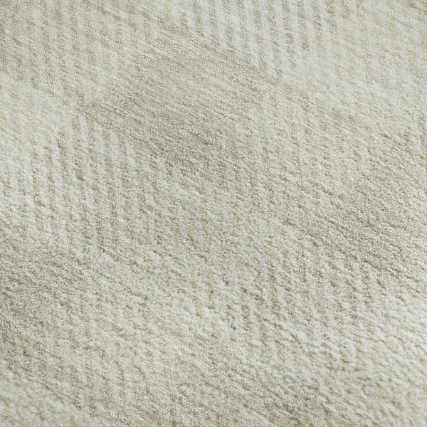 HomeRoots 5' X 8' Ivory and Beige Plaid Area Rug - Washable, Stain-Resistant, UV Protected for Family Spaces 673467