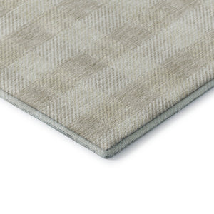 HomeRoots 8' X 10' Ivory And Beige Plaid Washable Area Rug - Durable, UV-Protected, Stain-Resistant Design! 673469