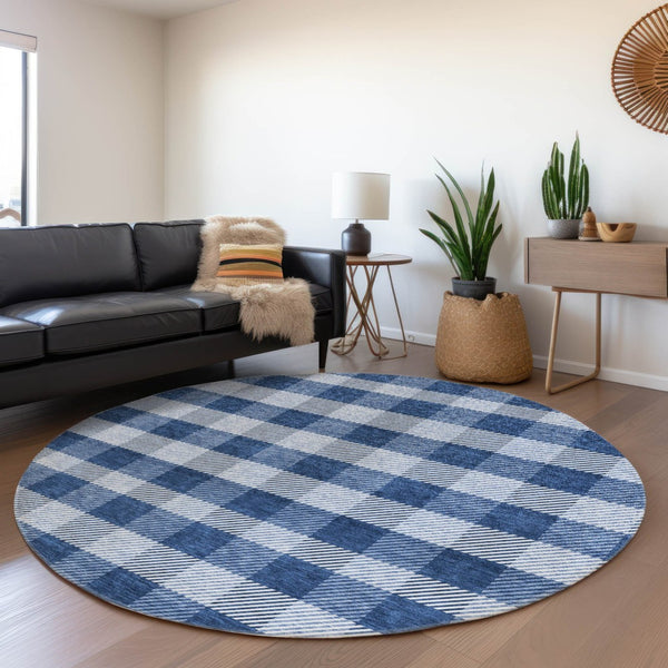 HomeRoots 8' Navy Blue and Ivory Plaid Round Rug - Washable, UV-Protected, Perfect for Family Rooms & Patios 673480