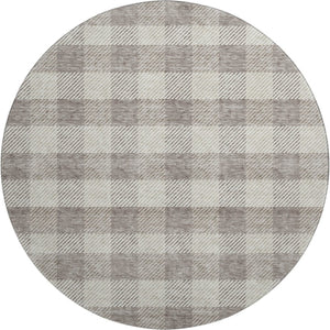 HomeRoots 8' Taupe & Ivory Plaid Washable Round Rug – Stylish, Stain Resistant, UV Protected for Busy Homes 673492