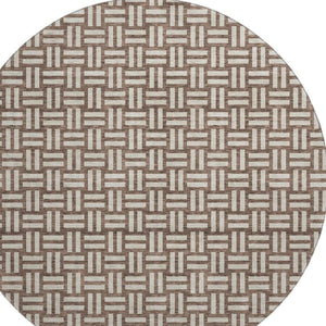 HomeRoots 8' Brown and Beige Abstract Geometric Round Rug – Washable, UV Protected, Perfect for Any Space! 673516