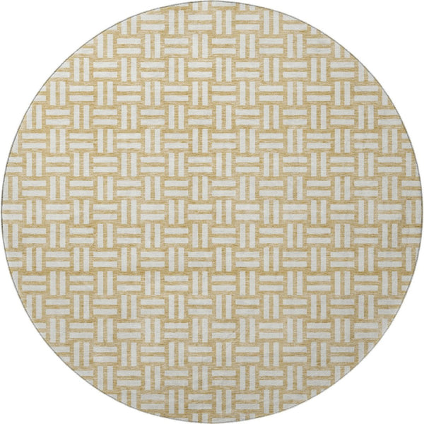 HomeRoots 8' Gold and Ivory Abstract Geometric Round Rug - Washable, UV-Protected, Ideal for Modern Spaces 673528