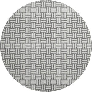 HomeRoots 8' Gray and Ivory Abstract Geometric Washable Round Rug - Stylish, Durable, UV-Protected Design! 673534