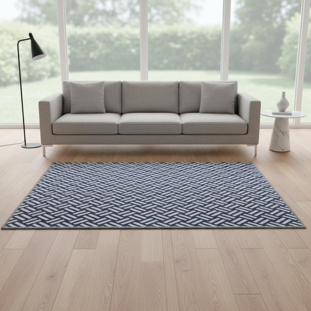 HomeRoots 5' Navy Blue & Ivory Abstract Geometric Area Rug - Washable, UV-Protected, Stain-Resistant Design! 673551