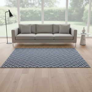 HomeRoots 5' Navy Blue & Ivory Abstract Geometric Area Rug - Washable, UV-Protected, Stain-Resistant Design! 673551