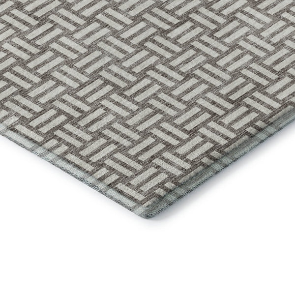 HomeRoots 8' X 10' Stylish Taupe & Beige Abstract Geometric Area Rug - Washable, UV Protected & Stain Resistant! 673583