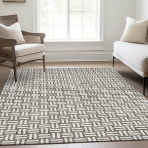 HomeRoots 8' X 10' Stylish Taupe & Beige Abstract Geometric Area Rug - Washable, UV Protected & Stain Resistant! 673583