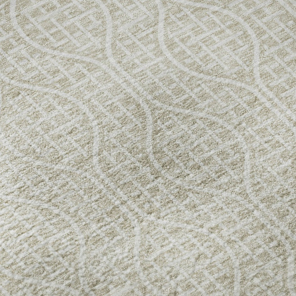 HomeRoots 8' X 10' Beige & Ivory Geometric Area Rug - Durable, Washable Design with UV & Stain Resistance 673601