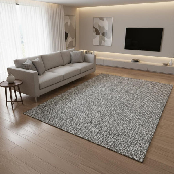 HomeRoots 5' X 8' Gray and Ivory Geometric Area Rug - Washable, UV-Protected, Stylish & Stain Resistant Design 673623