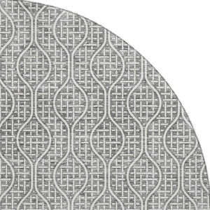 HomeRoots 8' Gray And Ivory Geometric Round Rug - Washable, UV Protected, Perfect for High-Traffic Spaces 673624