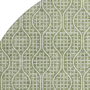 HomeRoots 8' Stylish Green and Ivory Geometric Round Rug - Washable, UV Protected, Perfect for Busy Homes! 673630