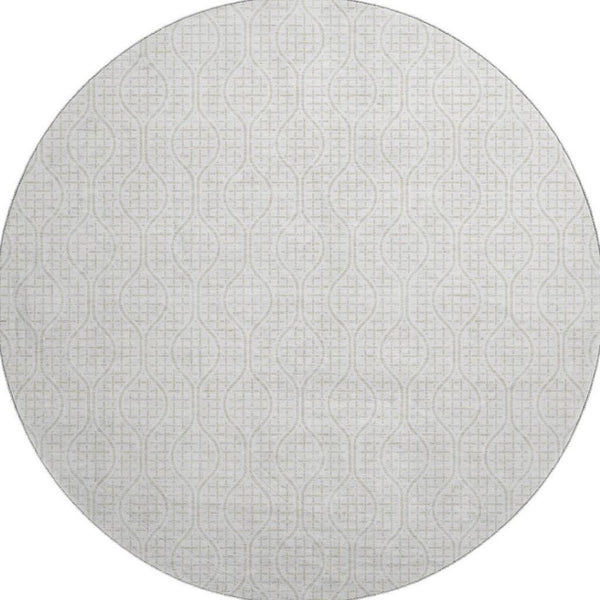 HomeRoots 8' Ivory and Beige Geometric Round Rug - Washable, UV-Protected, Perfect for High-Traffic Areas! 673636