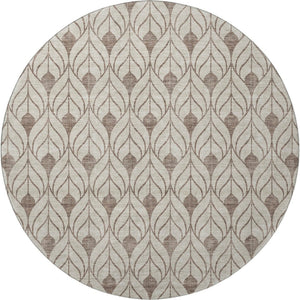 HomeRoots 8' Brown and Beige Geometric Round Rug - Washable, UV Protected, Perfect for High-Traffic Spaces! 673696